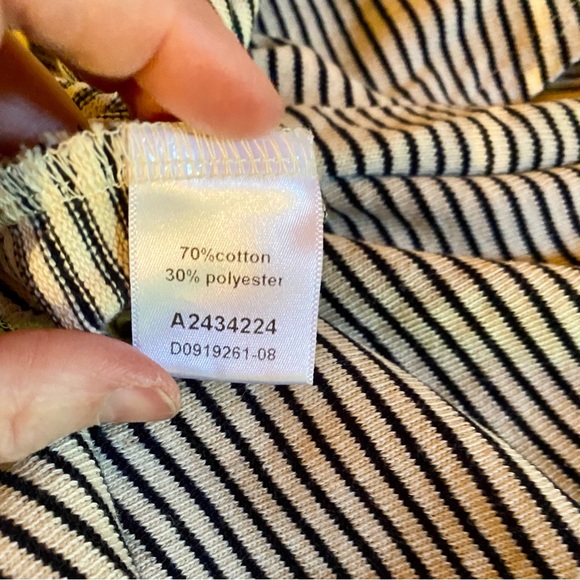 ✨Kleen cowl neck striped high-low top✨ - Picture 7 of 11